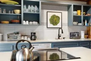 Waterlily Creekside Serenity - Woodcreek