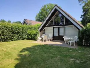 vrijstaande recreatiebungalow met slaapvide - Effeld