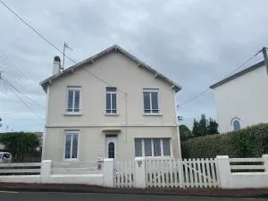 Élégante Villa centre ville Royan proche plages 3 chambres 3 grands lits - رويان