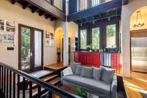 European Influences in the Heart of Charleston