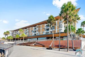 Aircabin - Shell Cove - Next to Marina - 2BR Apt