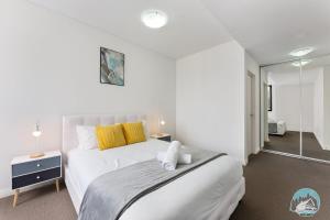 Aircabin - Rosebery - Lovely - 2 Beds Apt +Parking