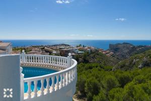 Villa Aguila by Abahana Villas