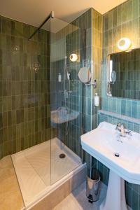 Hotels Auberge de l'Orangerie - Sure Hotel Collection by Best Western : photos des chambres