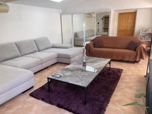 Villa climatisée piscine 3 chambres mer à 800m