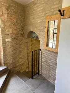 Appartamento Trevi - Pietra Rossa