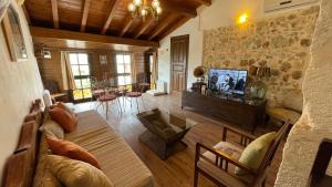 Four Seasons of Bliss at Sohora Hotel