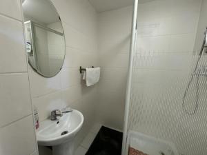 Studio Apartment Sleeps 2 with Ensuite