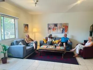 Happy Vacation House - 兹奇隆亚科夫