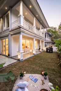 Staymaster Tropical Oasis - 4BHK Private Pool Villa Near Candolim & Calangute