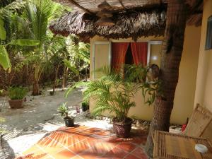 Thuy - Gunter Garden Bungalow