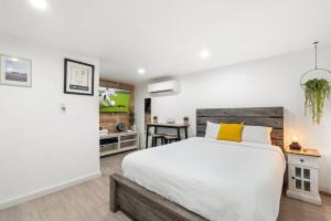 Adorable Guesthouse - Studio in Central Phoenix