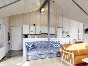 Holiday Home Carit - 80m from the sea by Interhome