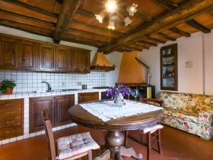 Apartment Mangiatoia by Interhome