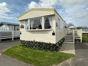 Beautiful 3-Bedroomed Lodge in Mablethorpe - Theddlethorpe Saint Helen