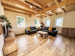 Holiday Home 13ka Sunny Lodge by Interhome