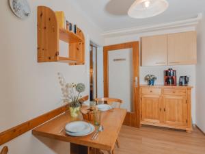 Apartment Haus Kötschach-1 by Interhome