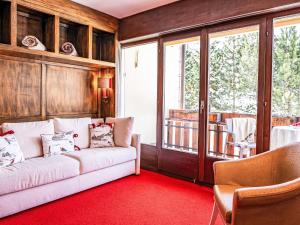 Apartment Chesa Murtel by Interhome