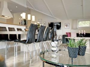 Holiday Home Stense - 900m from the sea by Interhome