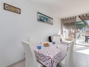 Apartment Grifeu-2 by Interhome