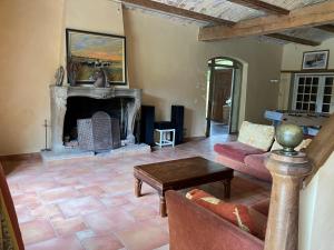 Maisons de vacances Le mas du murier - Portes de Provence - : photos des chambres