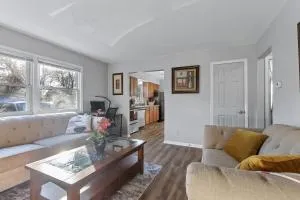 Tranquil 2BR Apartment Mpls - 8073 Apt 2 - 库恩拉匹兹