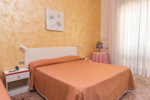 Standard Double Room room in Hotel Baia Verde