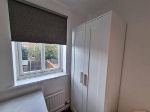 Captivating 3-Bed House in Strood Rochester Kent