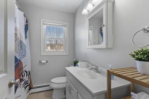 Tranquil 2BR Apt NE Mpls - 8073 Apt 4