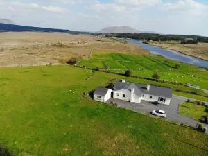 Lake View House - Maum