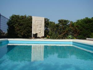 VILLA NALA Meer- Bergblick, solarbeheizter Pool, ruhige TOP Lage, alles zu Fuß erreichbar