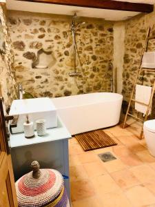 Maisons de vacances Maison Historique rue Vermeille Argeles sur mer : photos des chambres