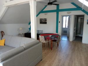 Sejours chez l'habitant QUIET PLACE : Appartement - Vue sur Ville