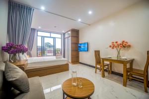 Lily Home - Confetti Apartment Nguyễn Công Trứ