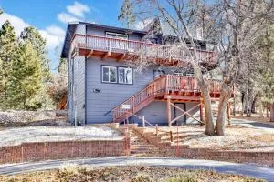 Chipmunk treehouse #1983 - Moonridge