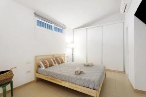 Child-friendly, 3-bedroom apartment with garden near the Aqualand