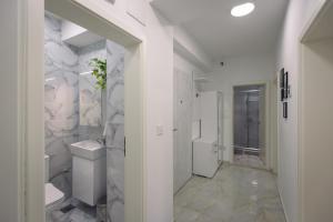 T20 Apartments