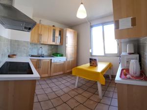 Appartements Appartement Barcelonnette, 2 pieces, 4 personnes - FR-1-165A-25 : photos des chambres