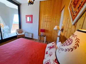Appartements Grand T3 avec terrasse, equipement complet et acces direct galerie commerciale a Pra-Loup 1600 - FR-1-165A-54 : photos des chambres