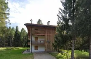 Bellamonte Villa Larici primo piano - Белламонте