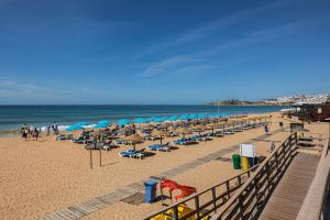 Areyas Pool By ALzira