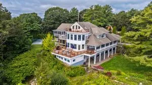 Coastal Compound Tennis Beach Firepit - Йорк-Бич