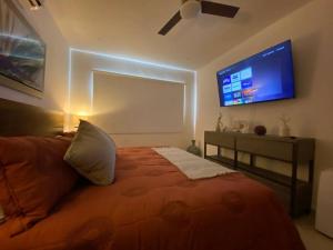 Fully equipped 1BD PH with Gym Rooftop Pool and BBQ