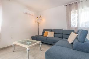 Villa Jole, a charming modern villa surrounded by rustic beauty