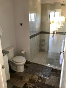 15C New Top Floor 2BR 2BA with Spectacular Views