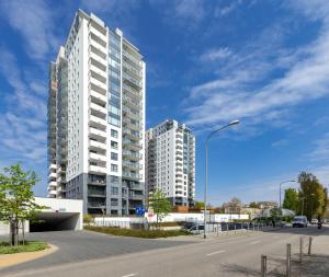 Przymorze Modern Apartment by BookingHost