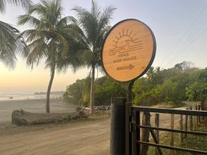 Pipas Surf House Marbella Guanacaste