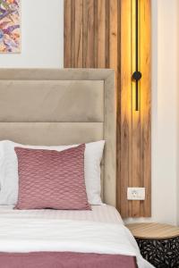 Old Town 466 Apartments