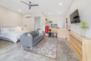 Pipas Surf House Marbella Guanacaste