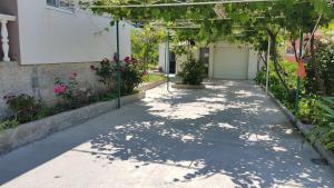 Lurona apartments